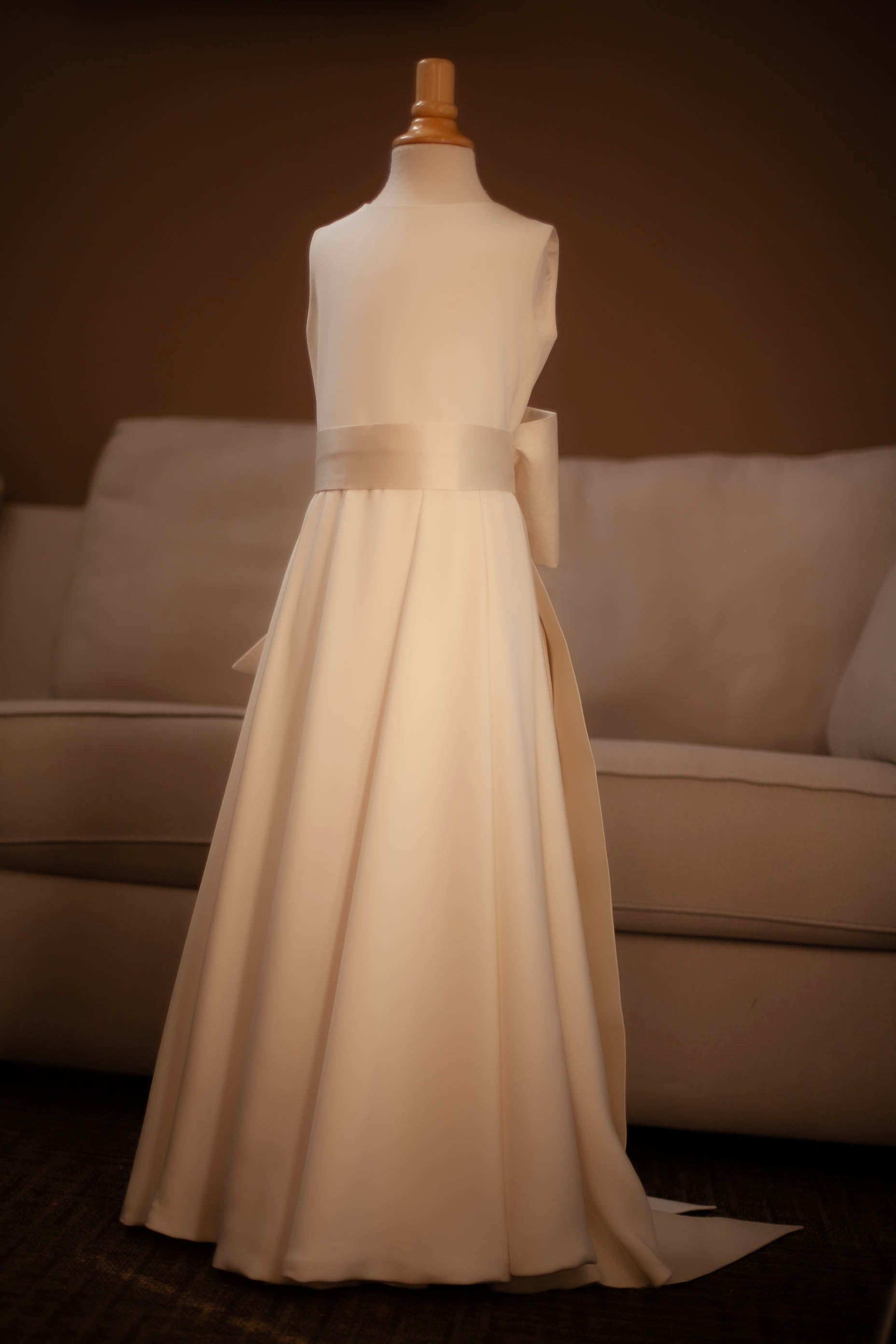 Juniors Long Pleated Silk Dress with Detachable Silk Wool Bow 16