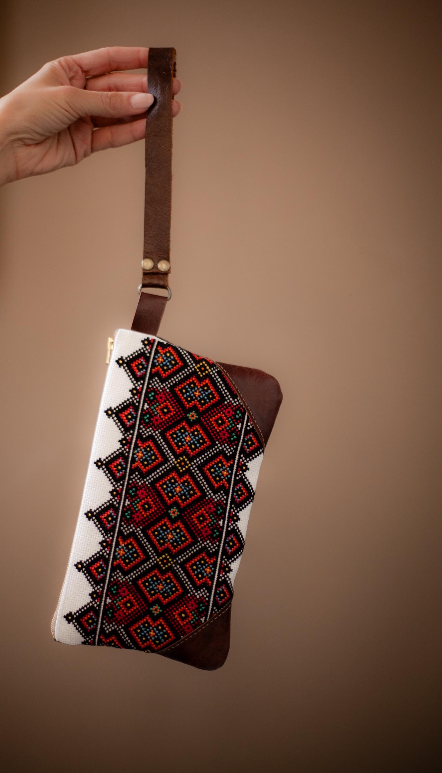 hand embroidered handbag