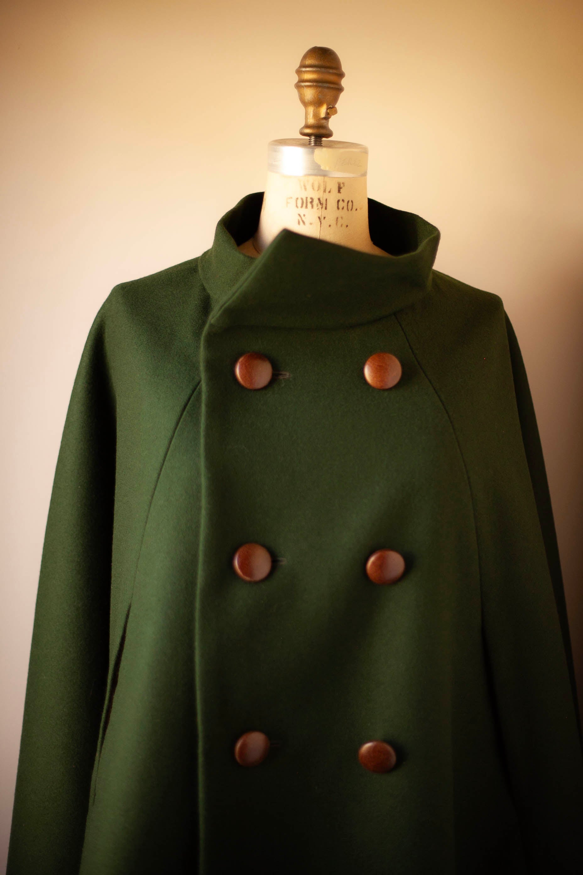 asymetrical collar womens