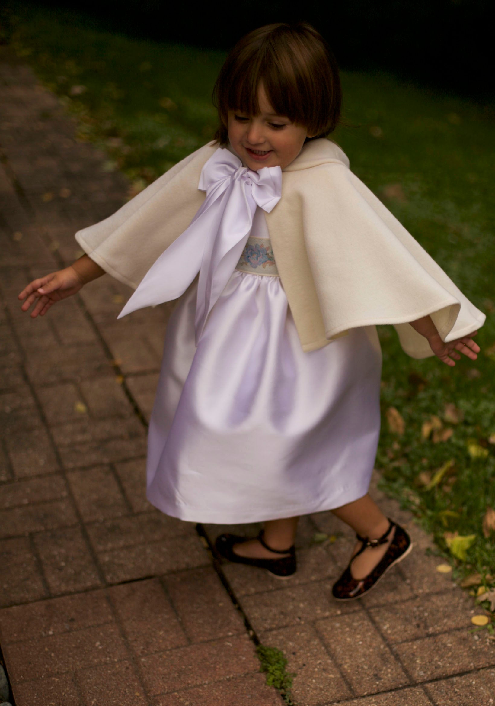 white wool cape girls