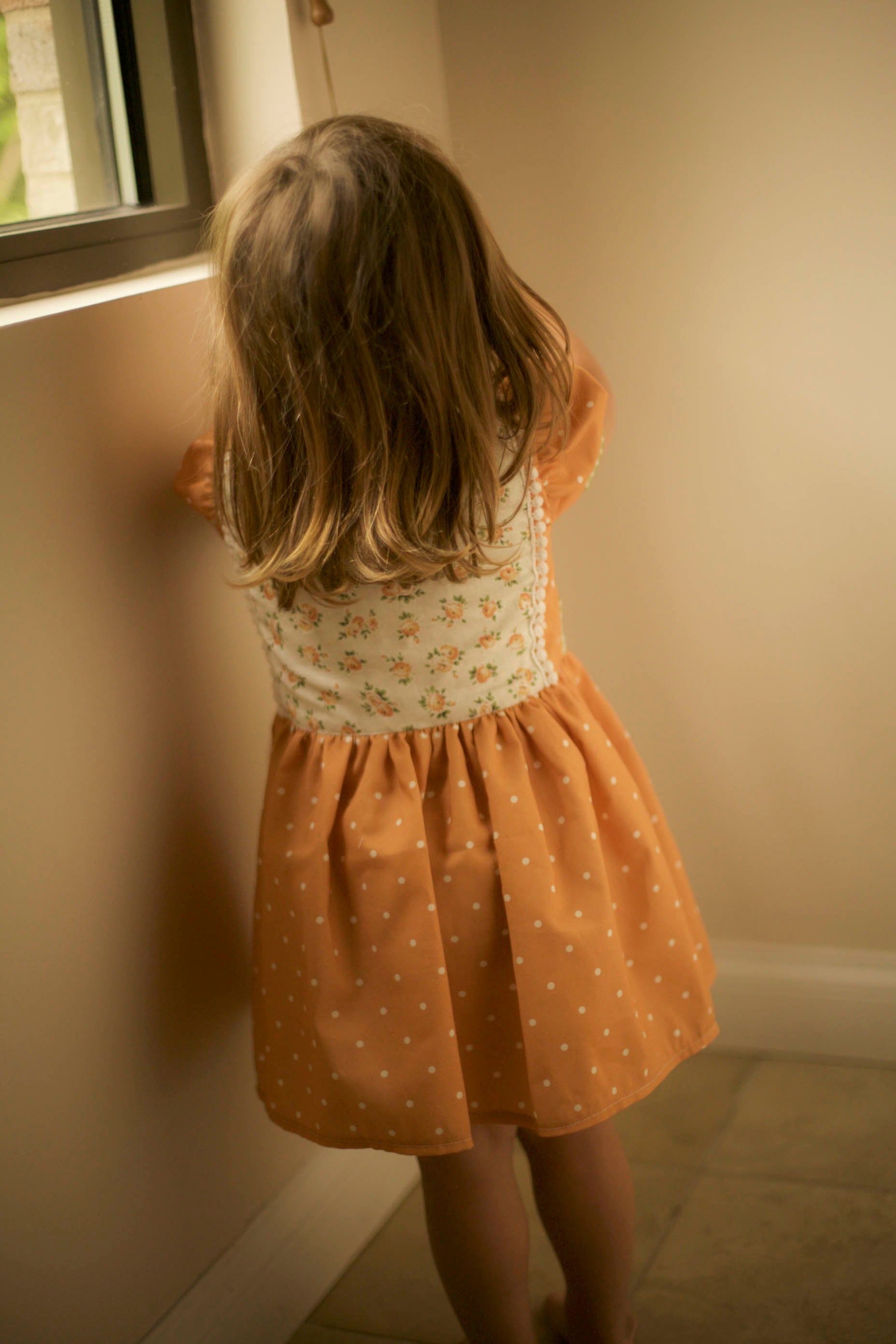 girls vintage dress style