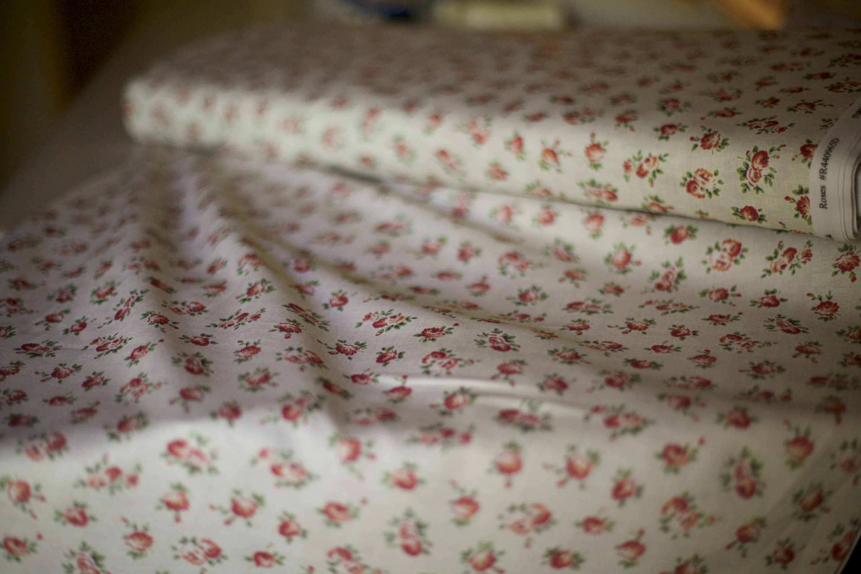 red floral vintage quilting fabric