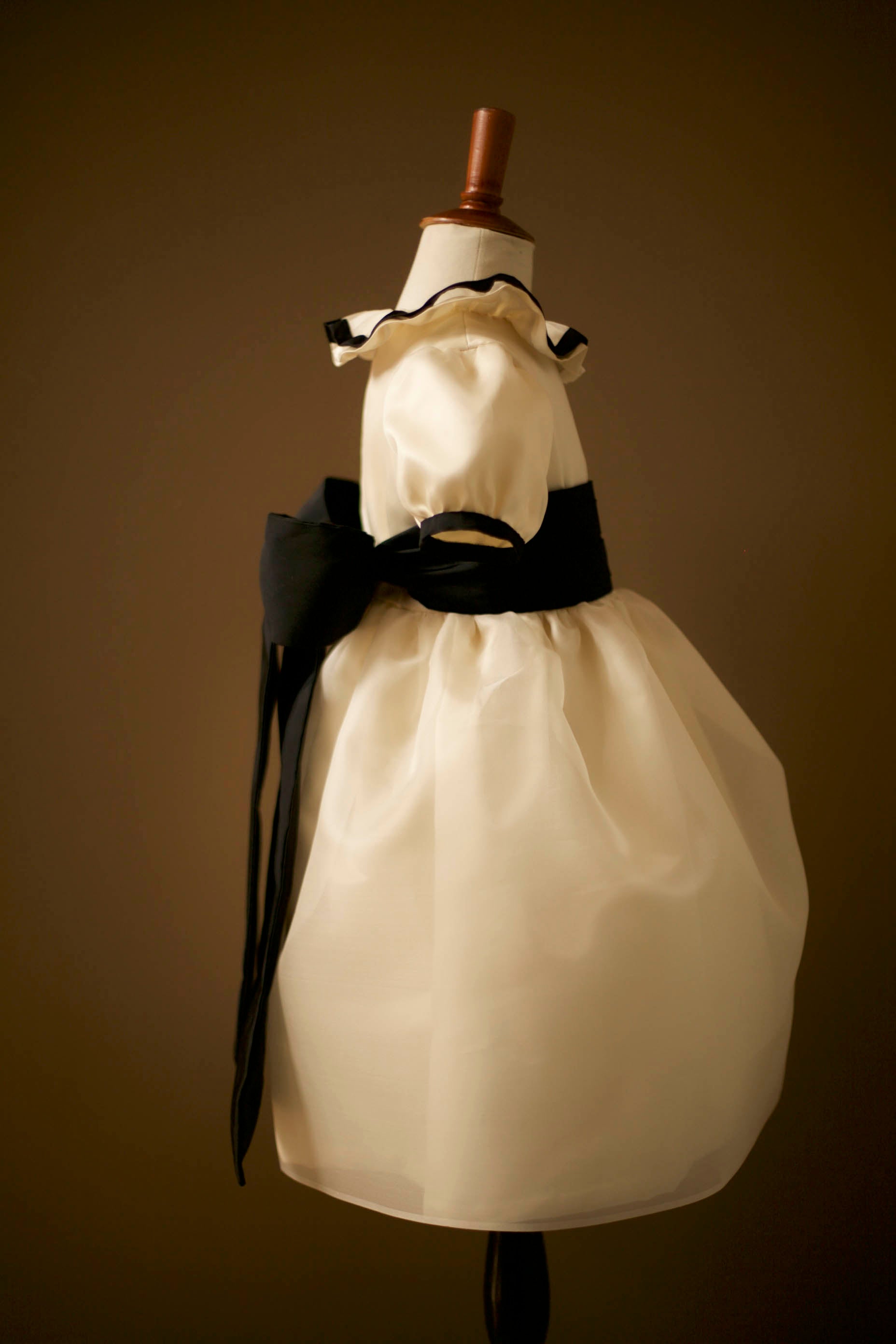 Silk Black and White Flower Girl Dress – A N A G R A S S I A