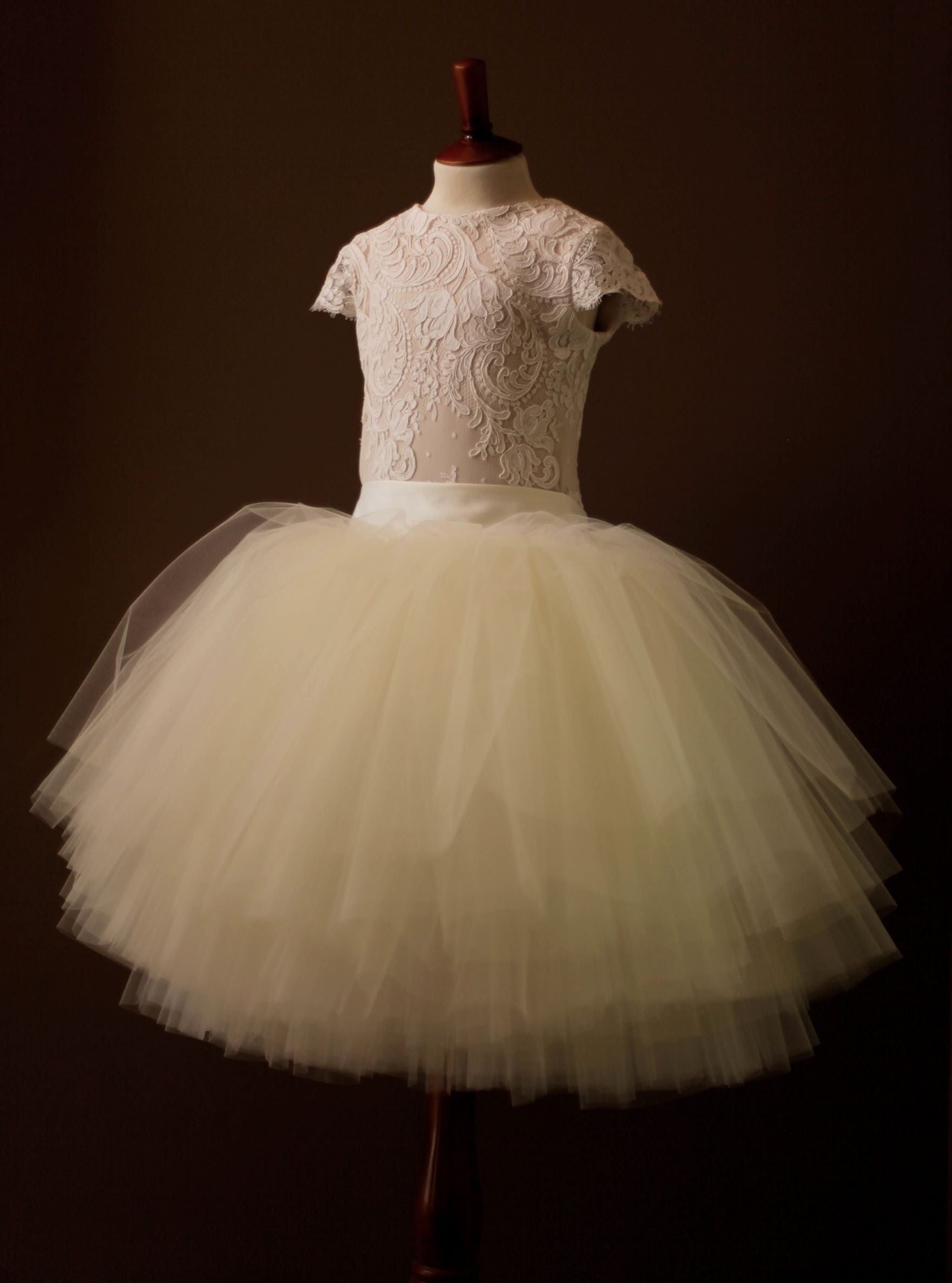 detachable tulle skirt