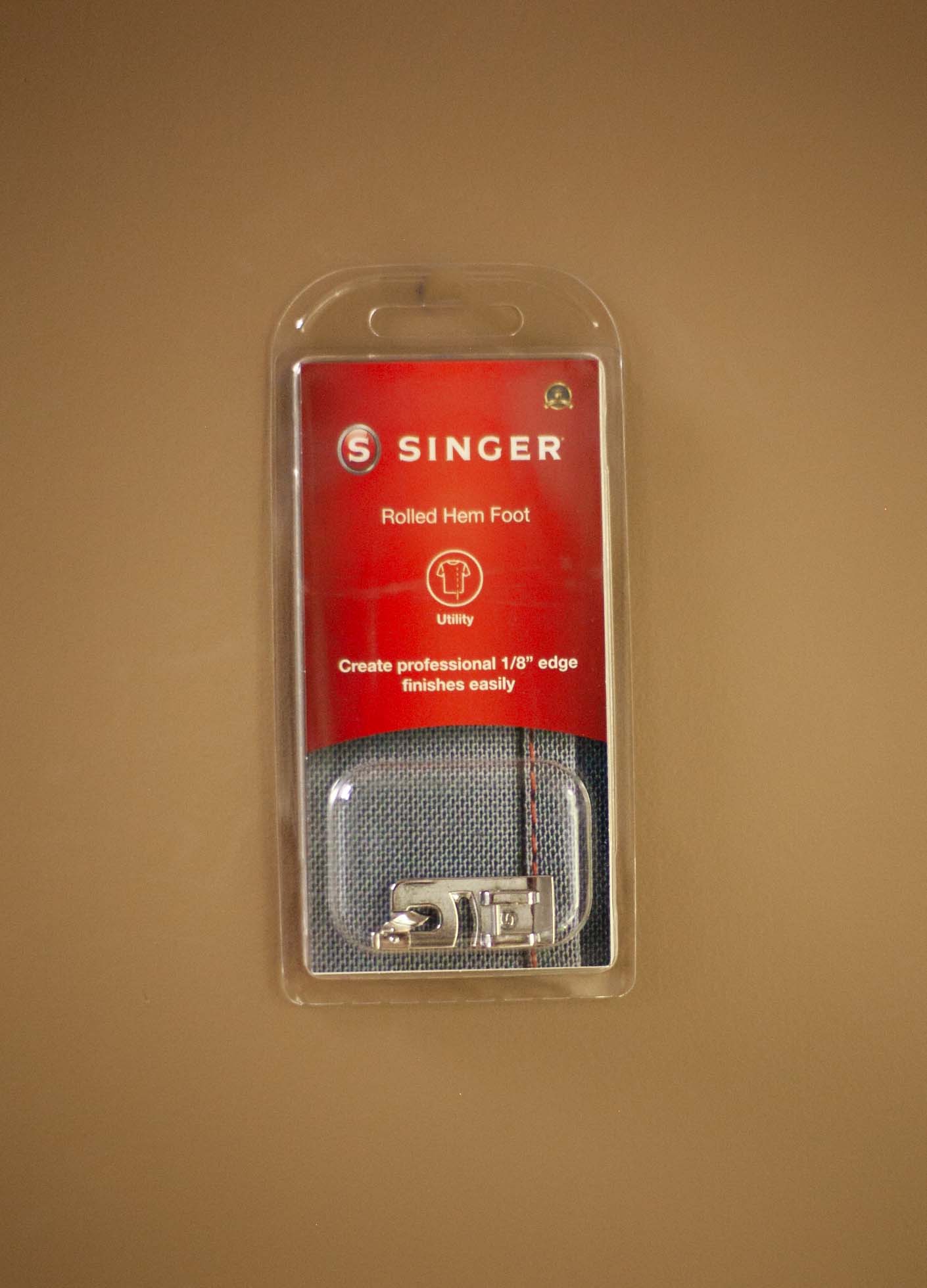 singer rolled hem foot