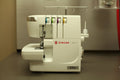 SE017 Singer Serger