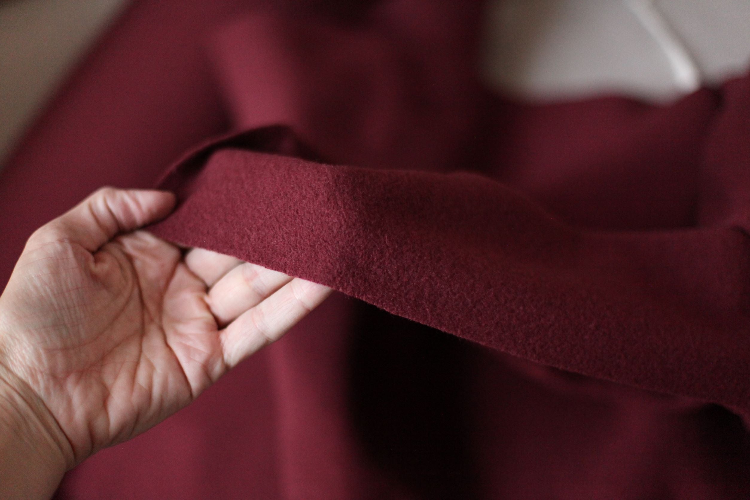 claret wool