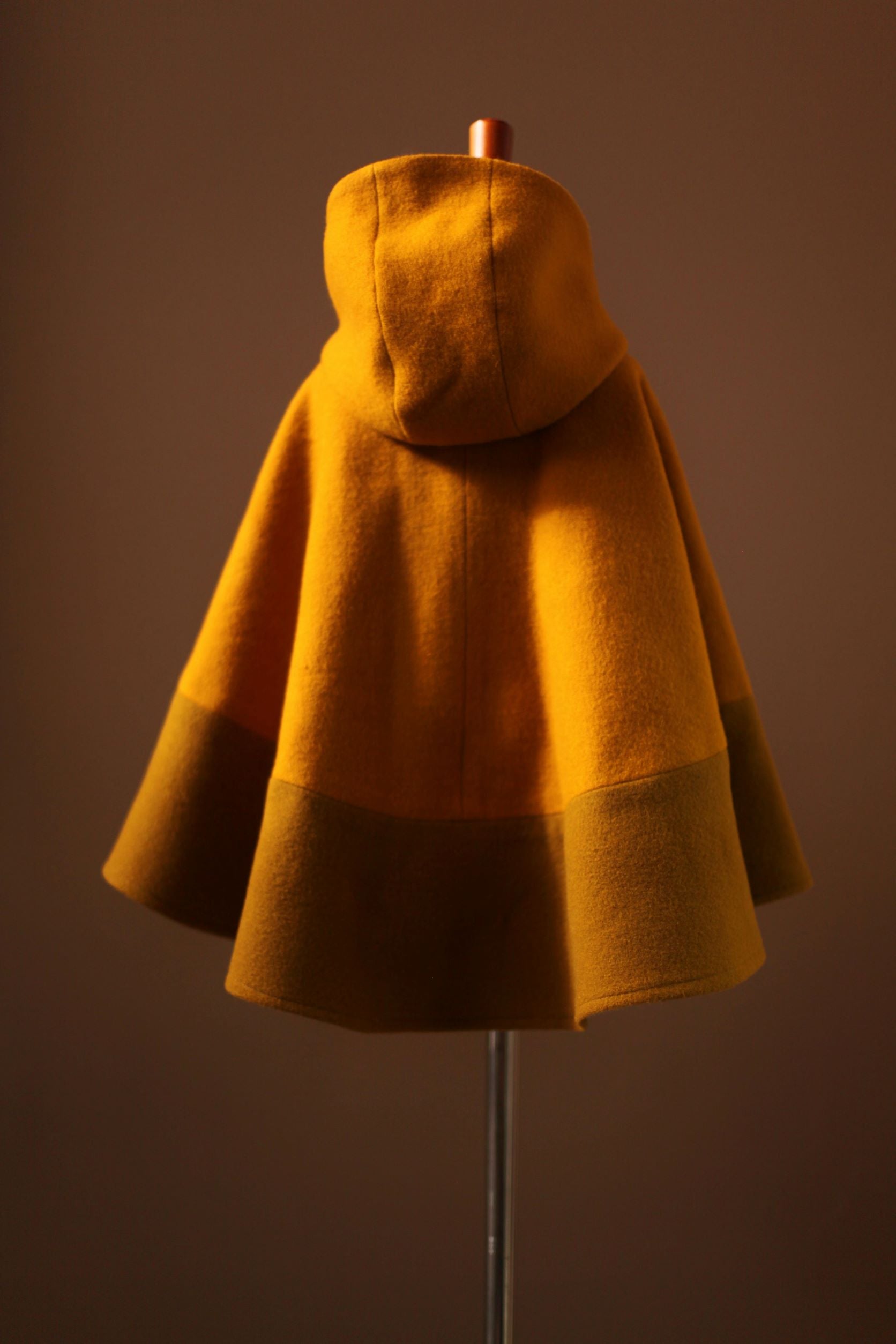 kids gold cape