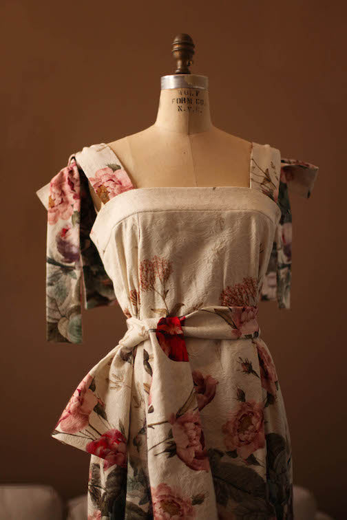 high end maternity dresses