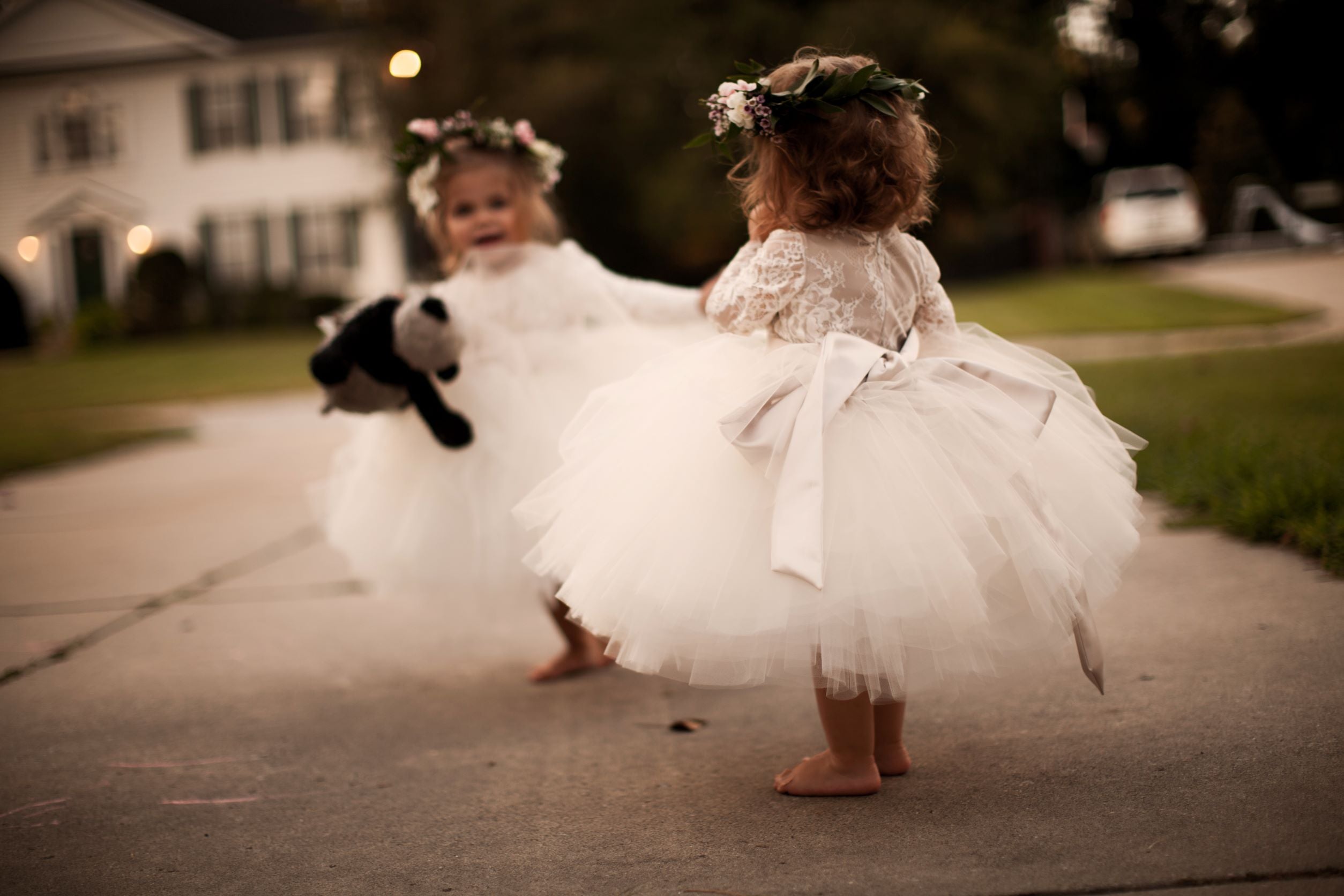 flower girls dancing