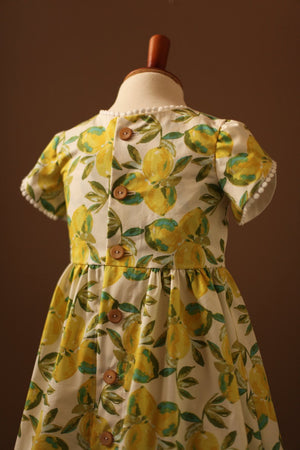 short sleeve dress with lemons