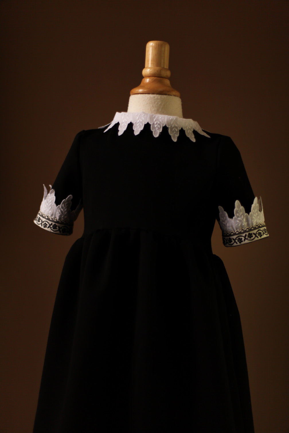 Girls Little Black Dress lace Collar 3T