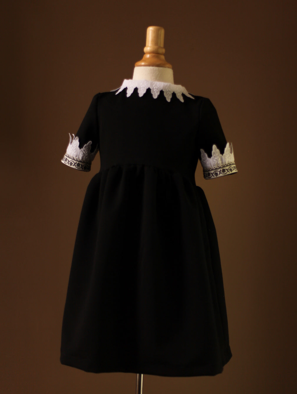 Girls Little Black Dress lace Collar 3T