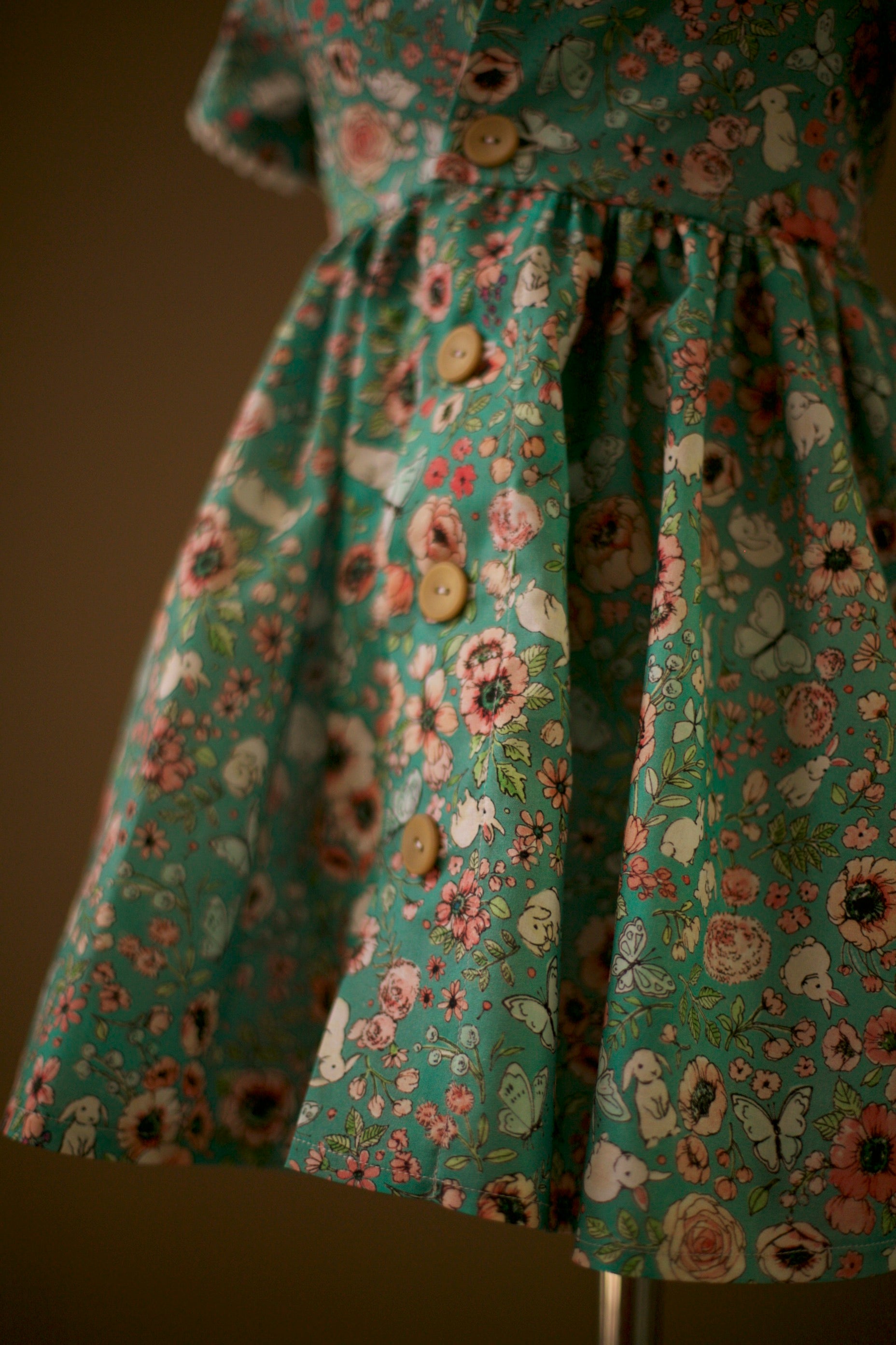 girls dress with buttons