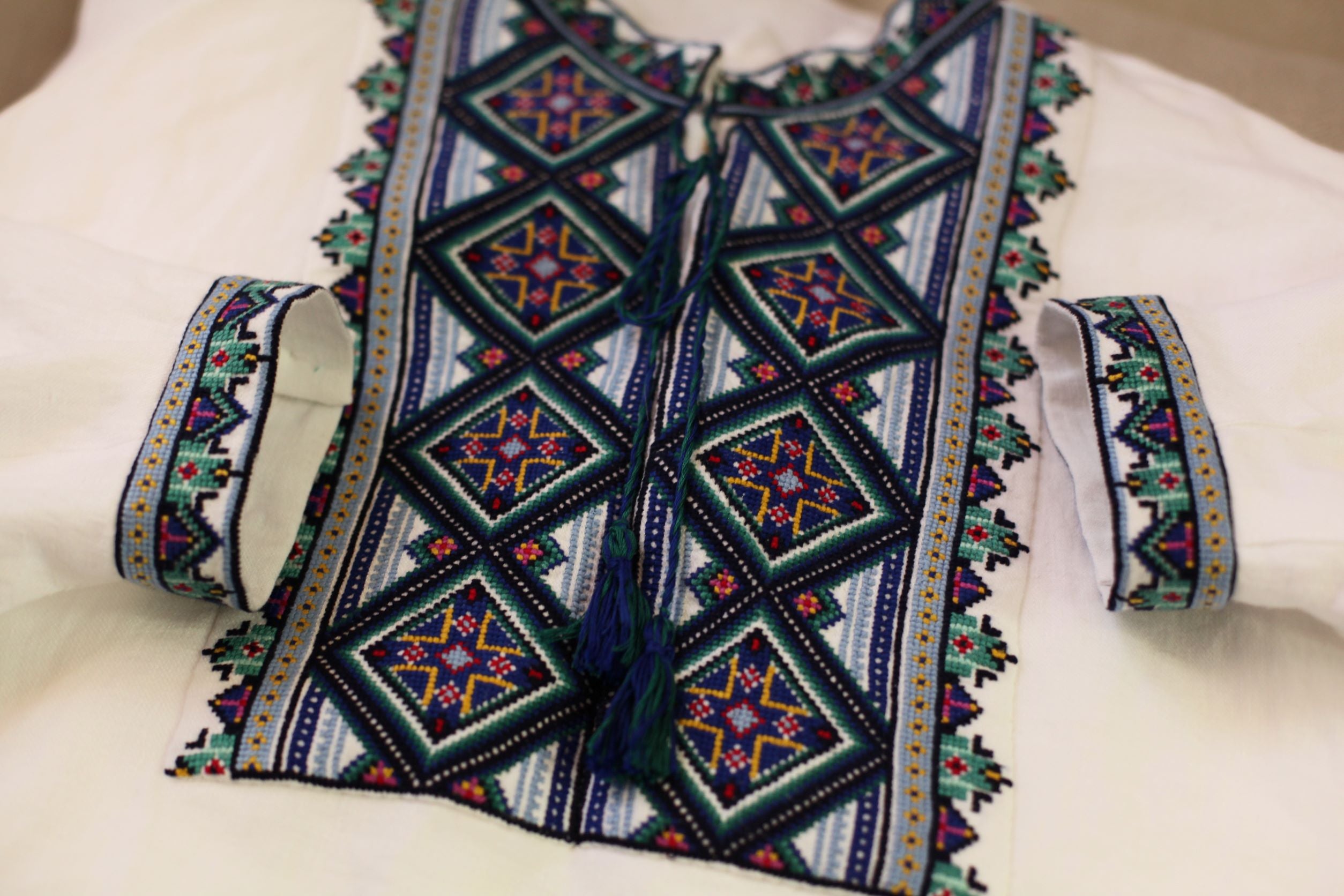 Men's Ukrainian embroidered shirt linen