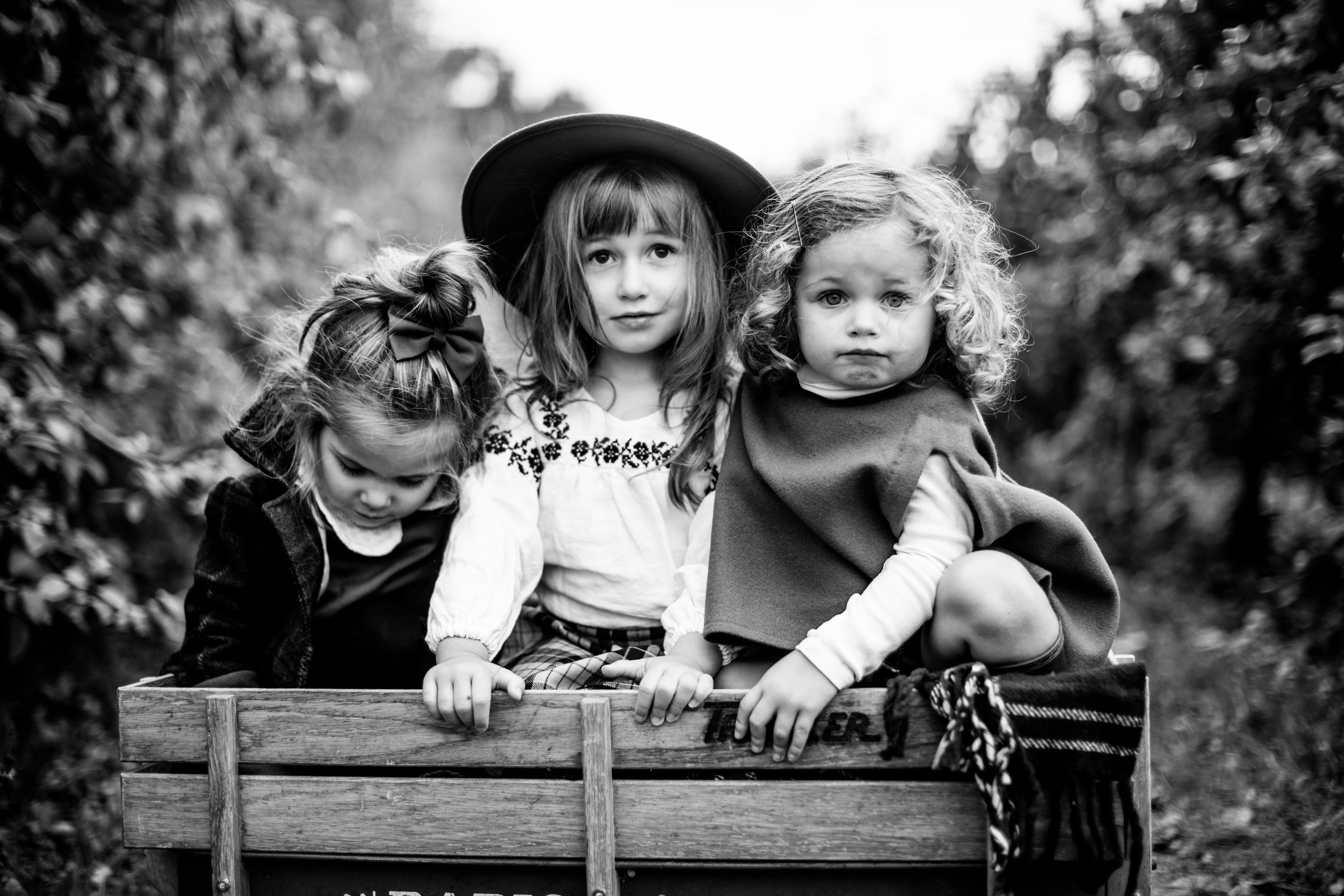 Ukrainian girl dresses