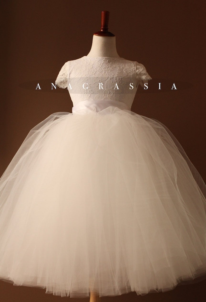 white detachable tulle skirt
