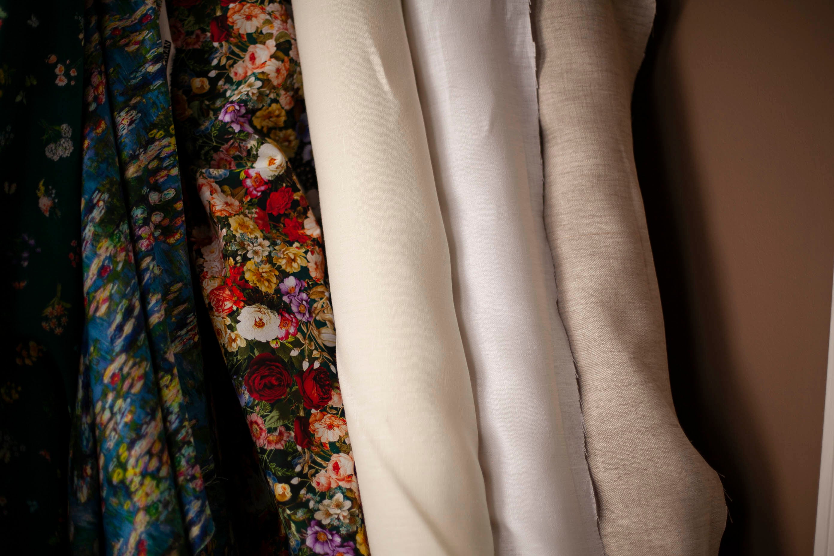 linen for Ukrainian shirts